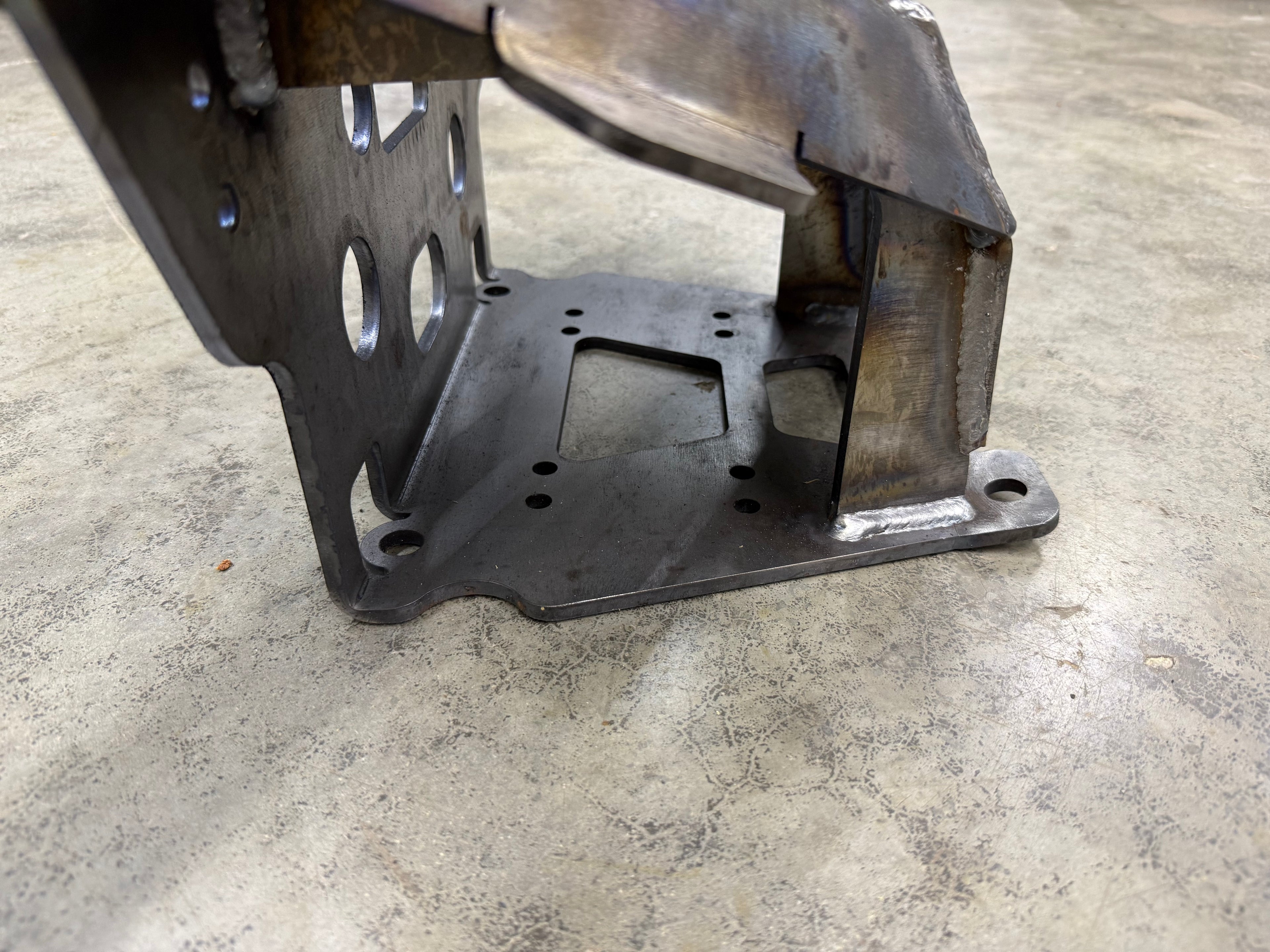 POLARIS PRO R/PRO S/TURBO R FRONT WINCH BUMPER