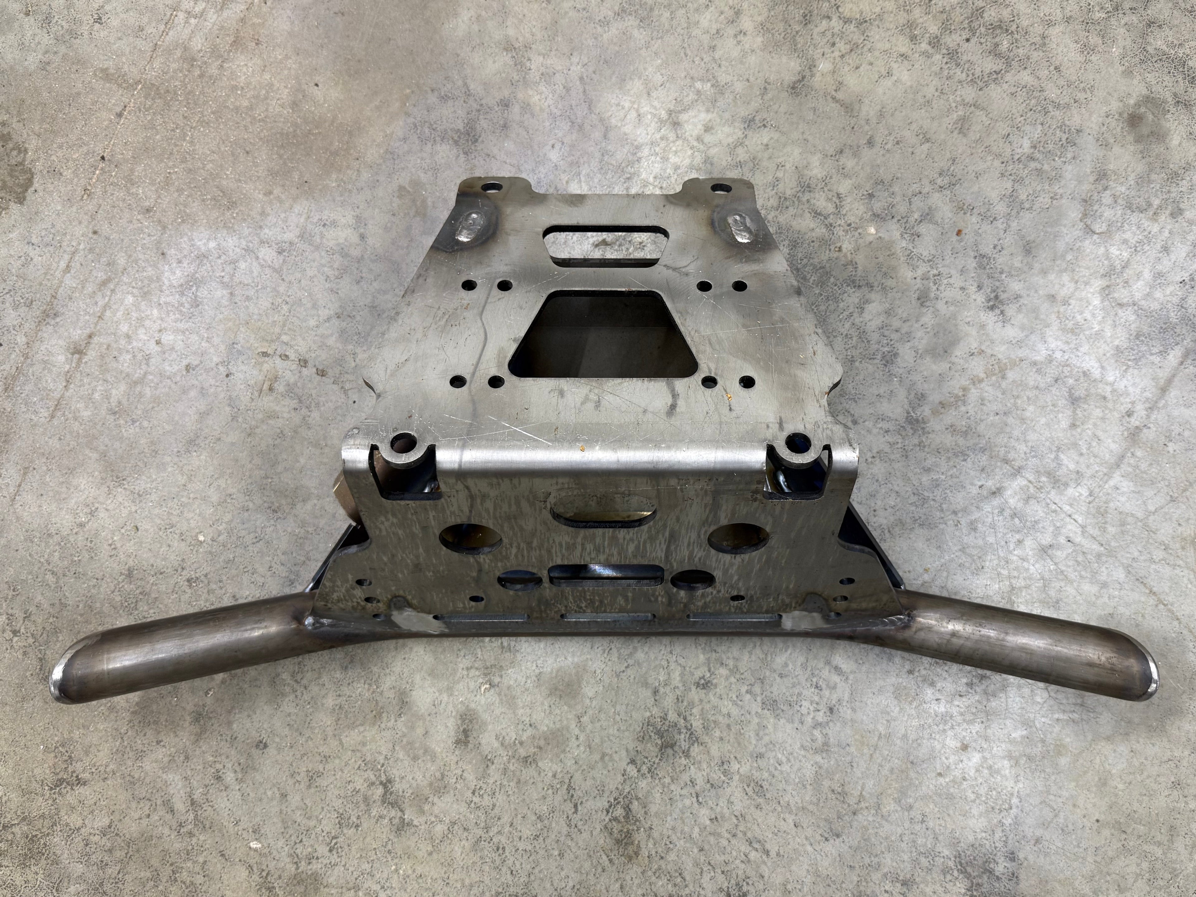 POLARIS PRO R/PRO S/TURBO R FRONT WINCH BUMPER